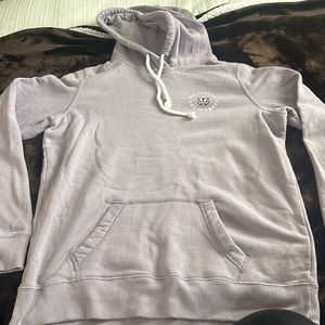 lilac hollister sweatshirt